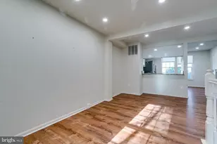 1589 Woodcrest Dr, Reston, VA 20194 - Photo 8