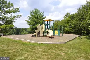 3801 Ridge Knoll Ct, Fairfax, VA 22033 - Photo 26