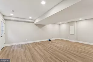 2308 Creek Dr, Alexandria, VA 22308 - Photo 28
