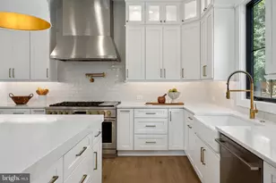 8650 McHenry St, Vienna, VA 22180 - Photo 12