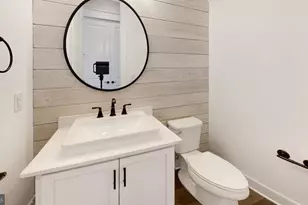 8650 McHenry St, Vienna, VA 22180 - Photo 92