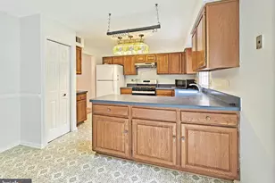 3957 Hancock Forest Trail, Annandale, VA 22003 - Photo 8