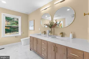 10333 Hickory Forest Dr, Oakton, VA 22124 - Photo 22