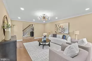 10333 Hickory Forest Dr, Oakton, VA 22124 - Photo 16