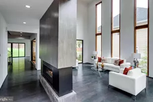 8313 Syracuse Cir, Vienna, VA 22180 - Photo 4