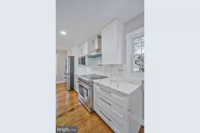 9504 Percussion Way, Vienna, VA 22182 - Photo 8