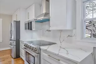 9504 Percussion Way, Vienna, VA 22182 - Photo 8