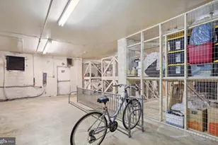 3245 Rio Dr, Falls Church, VA 22041 - Photo 24