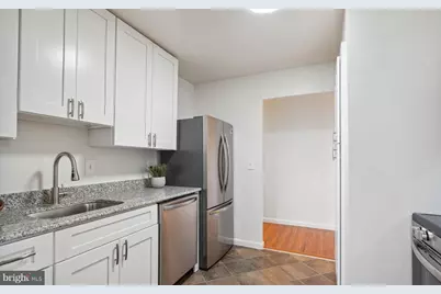 3245 Rio Drive #915, Falls Church, VA 22041 - Photo 8