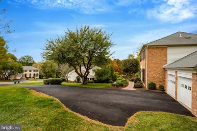 1633 Lozano Drive, Vienna, VA 22182 - Photo 8