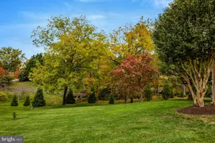 1633 Lozano Dr, Vienna, VA 22182 - Photo 10