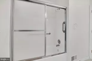 12451 Plowman, Herndon, VA 20170 - Photo 32