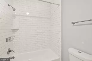 8205 Cedar Landing Ct, Alexandria, VA 22306 - Photo 22