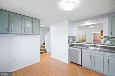 6917 Villa Del Rey Court, Springfield, VA 22150 - Photo 34