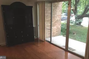 2909 Charing Cross Rd, Falls Church, VA 22042 - Photo 4