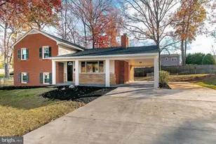 5716 Tremont Ct, Alexandria, VA 22303 - Photo 1