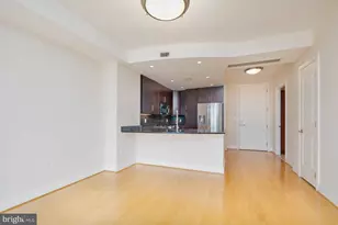 8220 Crestwood Heights Dr, McLean, VA 22102 - Photo 8