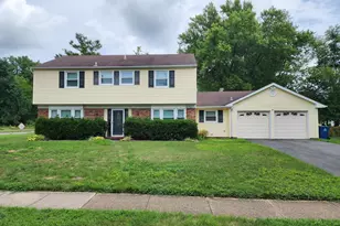 13171 Morning Spring Ln, Fairfax, VA 22033 - Photo 1