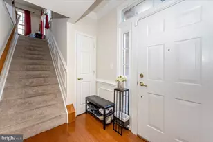 3541 Huntley Manor Ln, Alexandria, VA 22306 - Photo 2