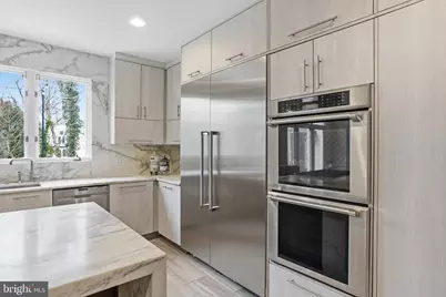 6035 Crimson Court, McLean, VA 22101 - Photo 24