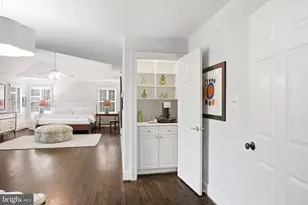 6035 Crimson Ct, McLean, VA 22101 - Photo 38