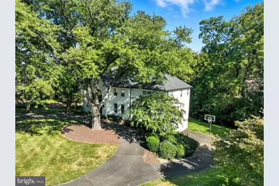 6035 Crimson Court, McLean, VA 22101 - Photo 4