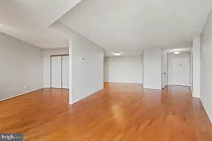 5902 Mt Eagle Dr, Alexandria, VA 22303 - Photo 6