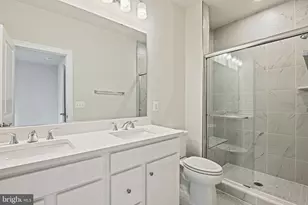 2172 Glacier Rd, Herndon, VA 20170 - Photo 30