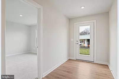 2172 Glacier Road, Herndon, VA 20170 - Photo 4