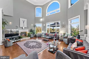 627 Walker Rd, Great Falls, VA 22066 - Photo 38