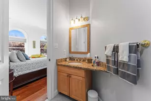 627 Walker Rd, Great Falls, VA 22066 - Photo 76