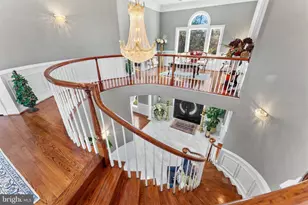 627 Walker Rd, Great Falls, VA 22066 - Photo 54