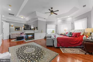 627 Walker Rd, Great Falls, VA 22066 - Photo 16