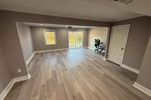 6433 Fenestra Ct, Burke, VA 22015 - Photo 1