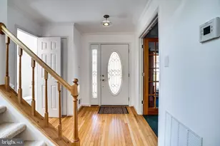 13481 Lake Shore Dr, Herndon, VA 20171 - Photo 4