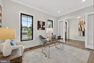 613 Blackstone Terrace NW, Vienna, VA 22180 - Photo 8