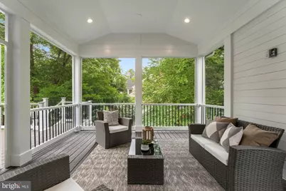 420 Holmes Drive NW, Vienna, VA 22180 - Photo 14