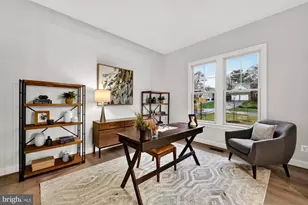 9928 Woodrow St, Vienna, VA 22181 - Photo 6