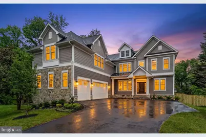 9928 Woodrow Street, Vienna, VA 22181 - Photo 2
