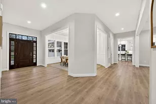 9928 Woodrow St, Vienna, VA 22181 - Photo 10