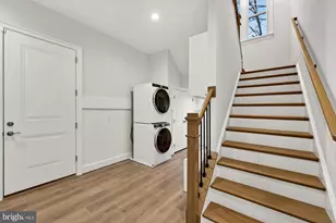 9928 Woodrow St, Vienna, VA 22181 - Photo 32