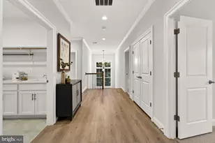 9928 Woodrow St, Vienna, VA 22181 - Photo 44