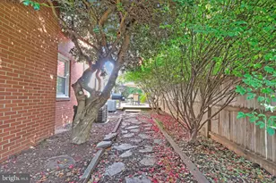 2133 Grayson Pl, Falls Church, VA 22043 - Photo 50