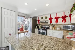 6311 Betsy Ross Ct, Centreville, VA 20121 - Photo 6