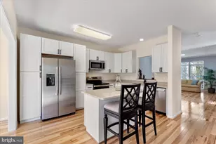 4040 Fairfax Center Hunt Trail, Fairfax, VA 22030 - Photo 18