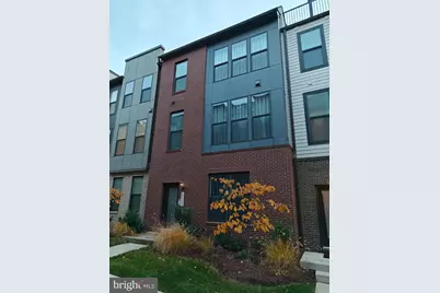 2393 Liberty Loop, Herndon, VA 20171 - Photo 2