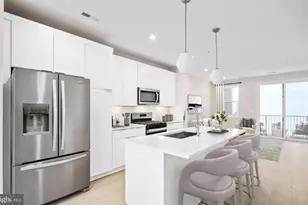 4768 Sully Pt Ln, Chantilly, VA 20151 - Photo 4