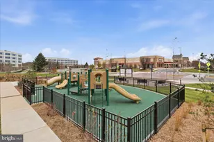 4768 Sully Pt Ln, Chantilly, VA 20151 - Photo 14