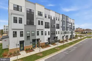 4768 Sully Pt Ln, Chantilly, VA 20151 - Photo 2