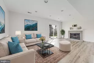 4512 Lantern Pl, Alexandria, VA 22306 - Photo 36